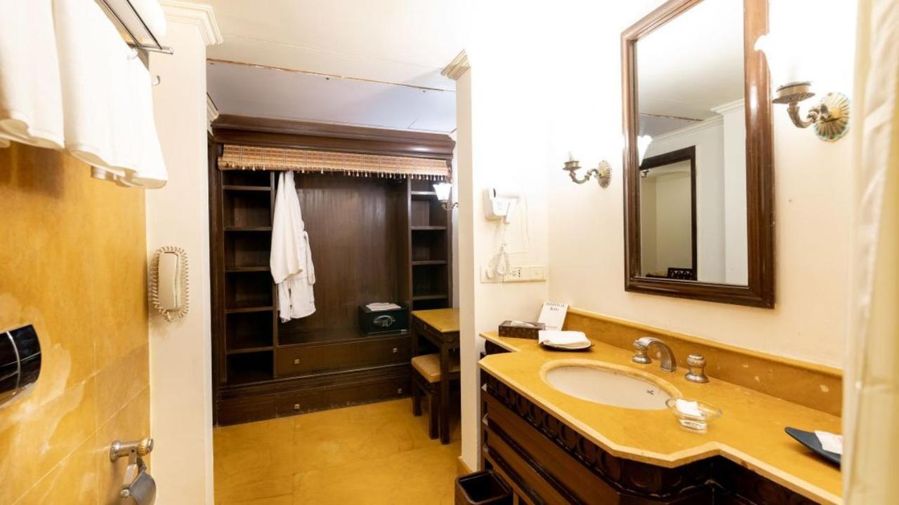 Fort Jadhavgadh -A Gadh Heritage Hotel Sasvad Ngoại thất bức ảnh